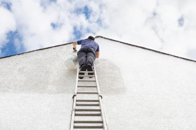 Peinture extérieure à Saint-Genest-d'Ambière — façades et ravalement